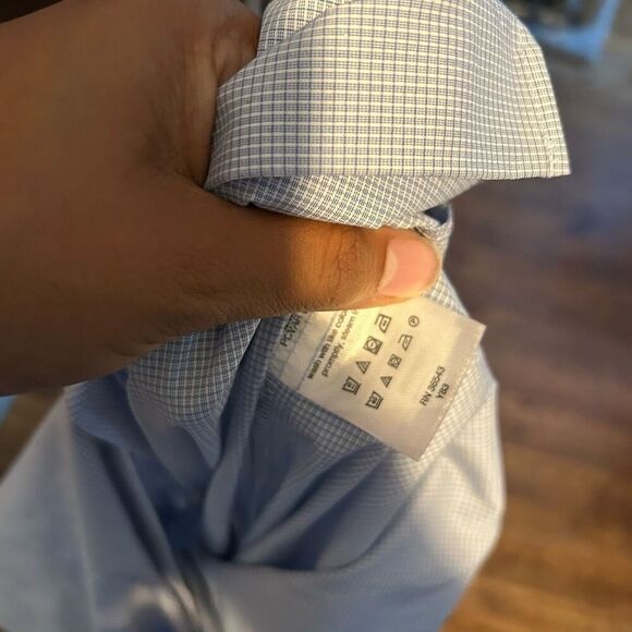 New Van Heusan Button Down - Picture 5 of 6